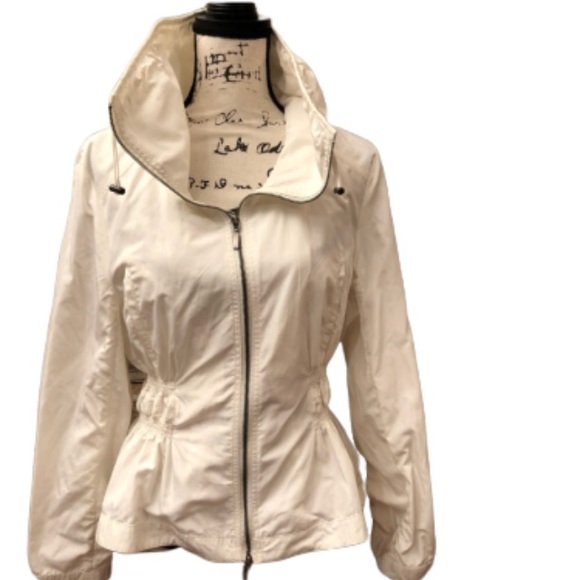 Linea Domani Jackets & Blazers - Lines Domani Cream Rouched  Zip Front Jacket  XL
